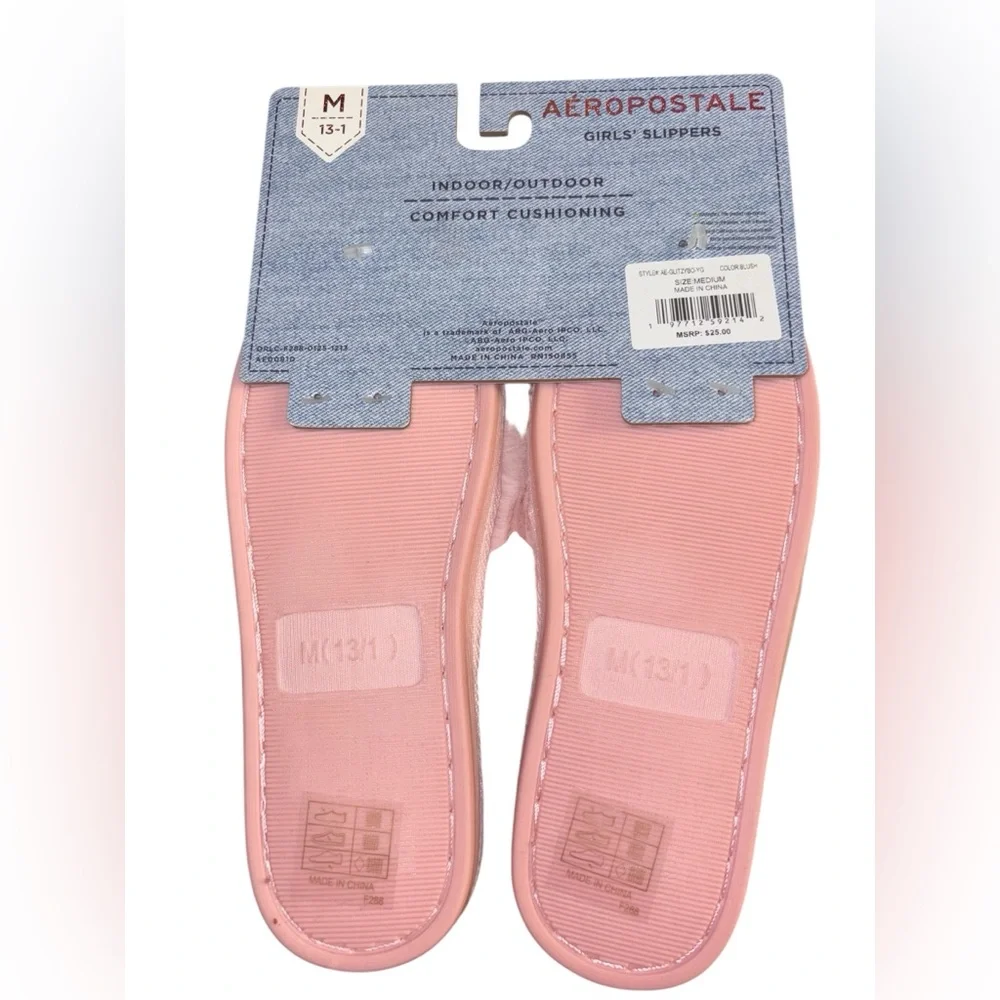 New Aeropostale kids Pink‎ Indoor or Outdoor Slippers